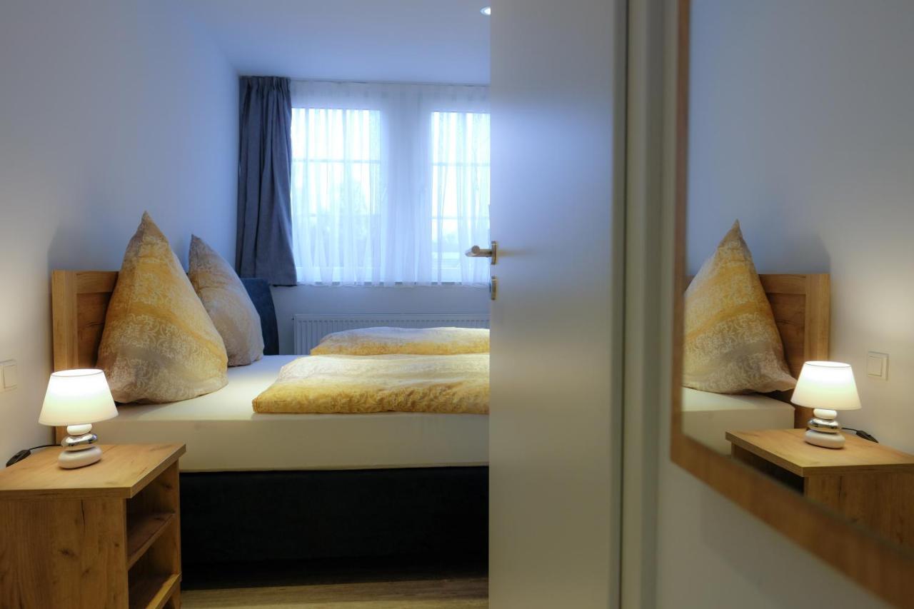 Doppelzimmer mit Balkon